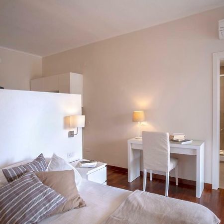 Mamima Studio Apartment Sorrento Luaran gambar