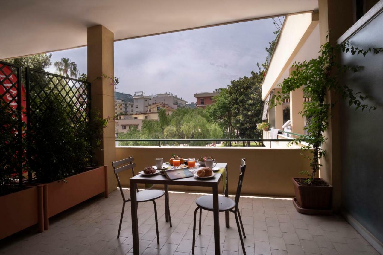 Mamima Studio Apartment Sorrento Luaran gambar